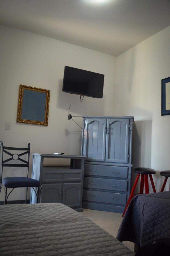 Suites Cervantes Chihuahua Exterior foto